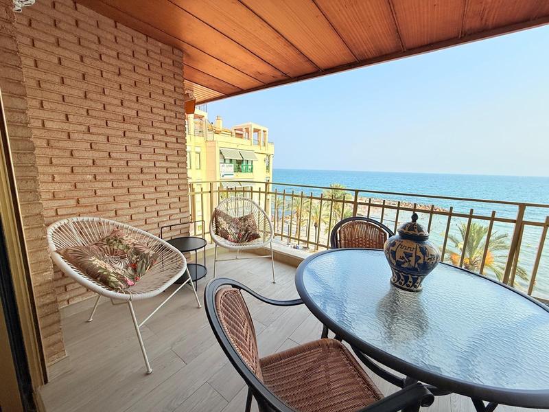 Foto 2913cac3-44a2-4198-b30d-98fa6e40306e. Ático  exclusivo en primera línea de mar , playa del cura en Torrevieja