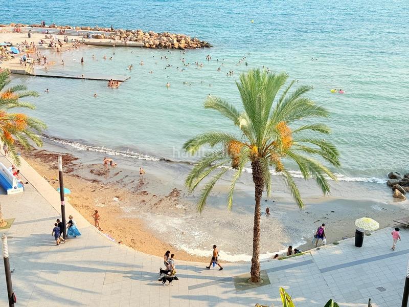 Foto 7af6e544-0437-4c91-9a39-2a43cde095f3. Ático  exclusivo en primera línea de mar , playa del cura en Torrevieja
