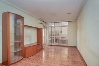 Pis a Orihuela Ciudad. Vivienda de banco en severo ochoa