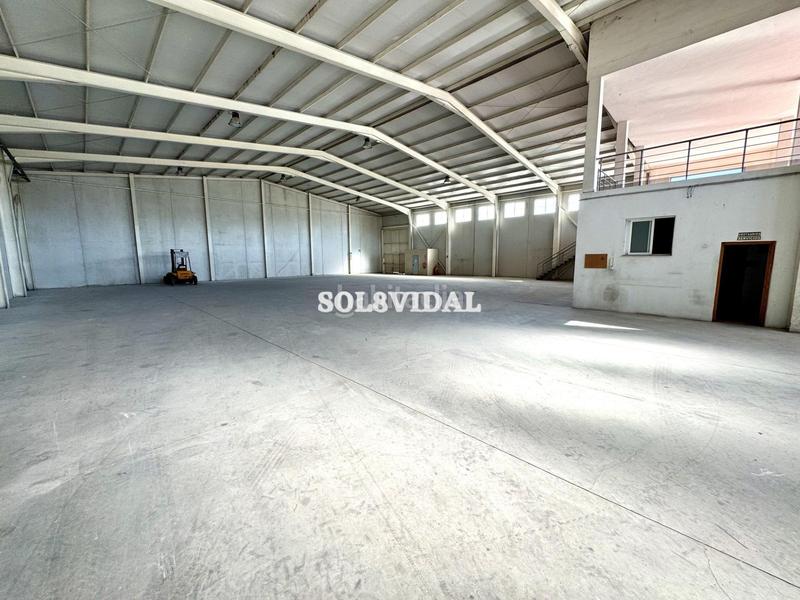 Foto 11818978-165a-4a75-800f-61ad9a999d9e. Alquiler nave industrial  de 1.020 m2 en el polígono en Jacarilla