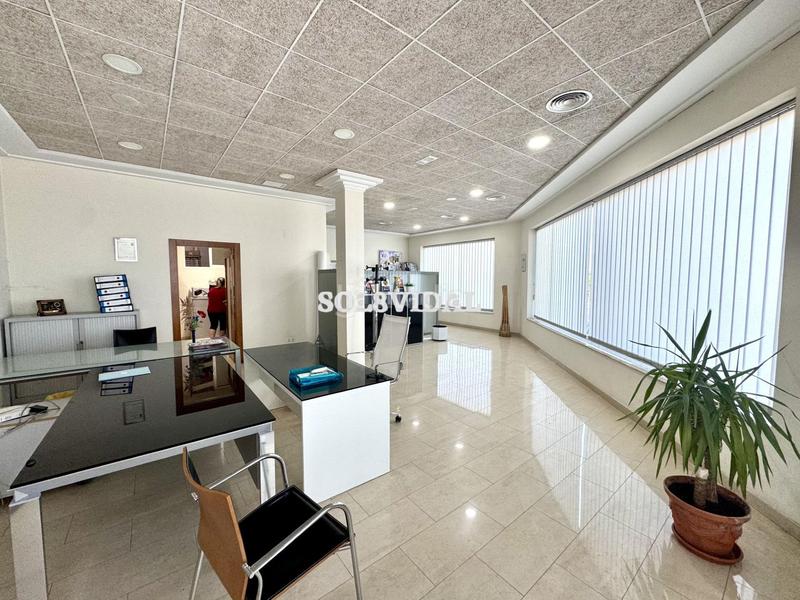 Foto a4be41f1-d96c-4725-a89d-7905ec560f48. Alquiler nave industrial  de 1.020 m2 en el polígono en Jacarilla