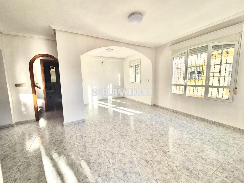 Foto 766434da-69cc-4dce-b411-9a827cf96d2d. Chalet con riscaldamento piscina in Lomas de Cabo Roig - Los Dolses Orihuela