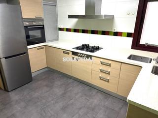 Etagenwohnung in Orihuela Ciudad. Precioso piso con garaje y trastero en pleno centro de orihuela