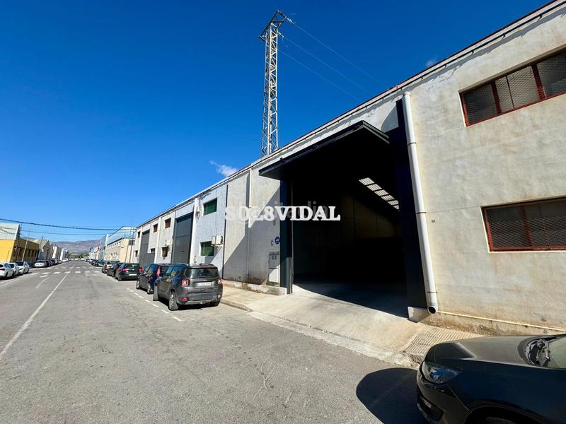 Foto d7fabb1a-bf9c-48e9-96fb-93007de2c233. Miete fabrikhalle in Catral