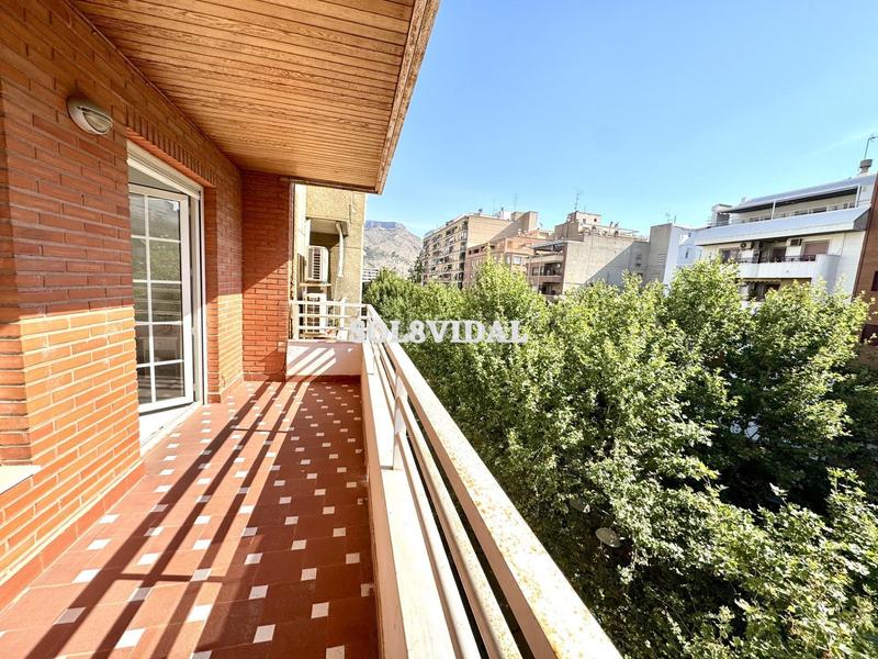 Foto b8ef3fd9-fd90-463f-903e-1e09ef378f65. Miete etagenwohnung in Orihuela ciudad Orihuela