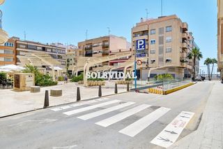 Alquiler Ático  Calle patricio pérez. Atico  de alto standing en el centro de torrevieja.