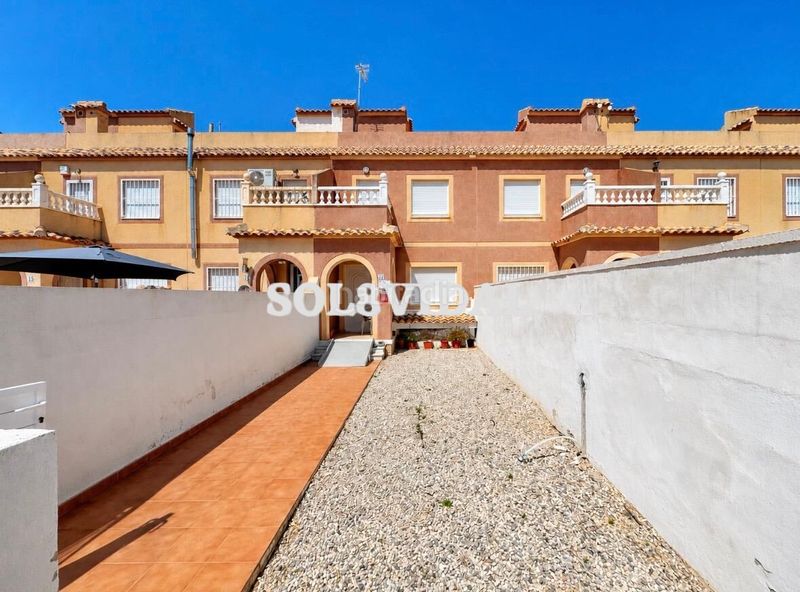 Foto 98d62231-43ac-4f93-ae1d-fd17f4d9cf0d. Casa amb calefacció a Jerónimo y Avileses Murcia