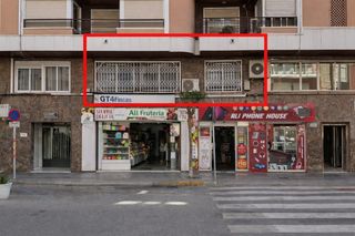 Bureau à Orihuela Ciudad. Entresuelo en calle duque de tamames por 69.500