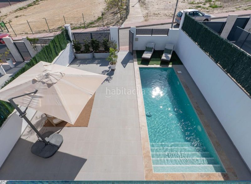 Foto 31a9beff-eaea-4bb0-817d-9b1da00ee76b. Xalet amb aparcament piscina a Bigastro