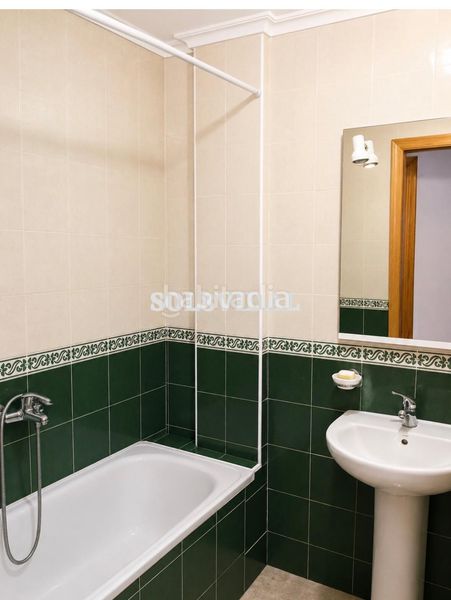 Foto 1590366f-54d9-43c7-a78d-286a675934d9. Casa amb piscina a Orihuela ciudad Orihuela
