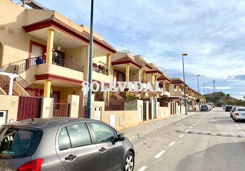 Foto ae883bc9-d9e7-413f-b5fc-8f176197a3d9. Casa amb piscina a Orihuela ciudad Orihuela