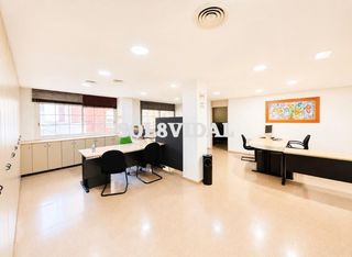 Ufficio  Calle calle obispo rocamora. Local en entreplanta  275 m2 en orihuela centro