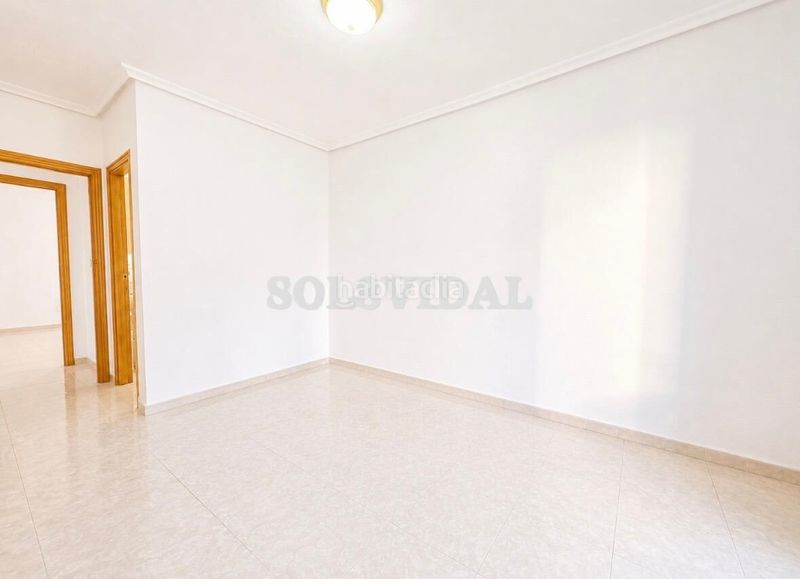 Foto 0de66b74-1d11-4427-b0f1-0465ae92e6a3. Pis a Orihuela ciudad Orihuela