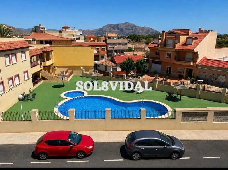 Foto 355ee17e-6e25-4892-8c4c-78488f89c3fd. Casa amb piscina a Desamparados - Hurchillo - Torremendo Orihuela