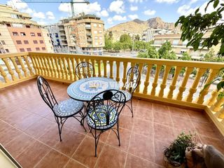 Miete Etagenwohnung  Calle medico temistocles almagro. Piso de lujo  en el corazón de orihuela