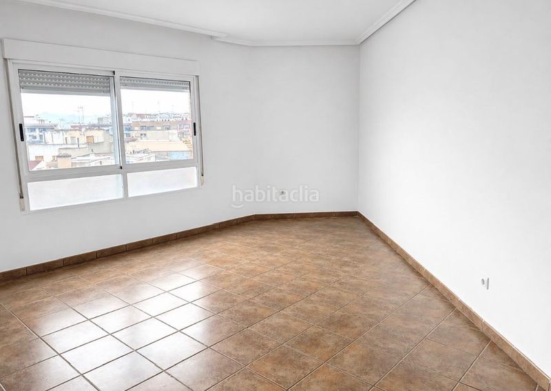 Foto d7b82c4d-0e16-4865-9f2d-5b3a88cb6795. Pis a Almoradí