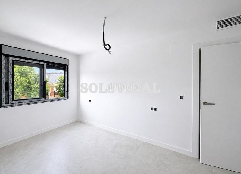 Foto aa93ac69-b0e3-4890-92bf-51de67df9dd9. Casa amb aparcament a Bigastro