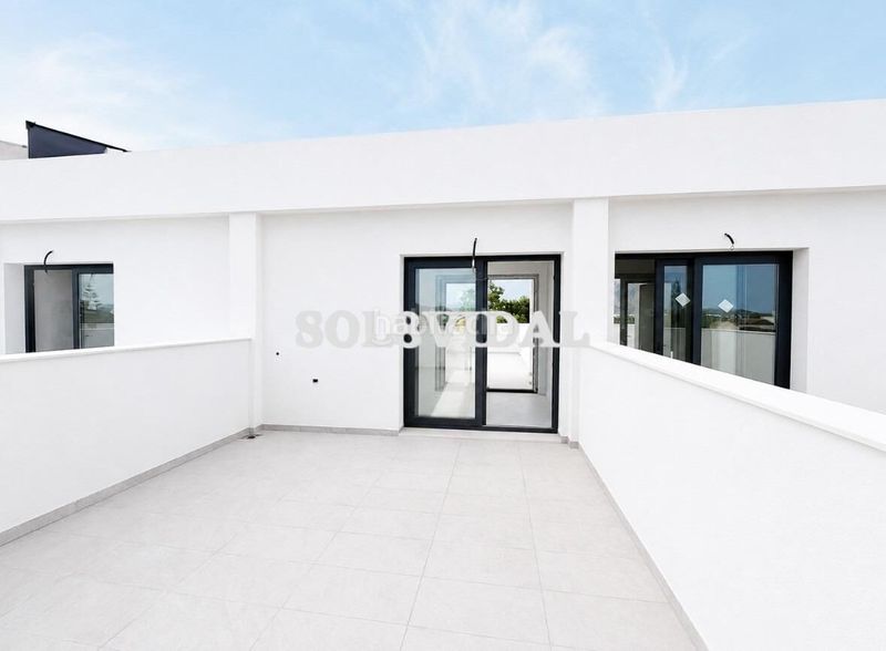 Foto 6261e7be-1c06-4124-8546-707835716cfc. Casa amb aparcament a Bigastro