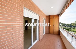 Appartamento  Calle de gabriel miró. Piso de 195 m2 con garaje a 50m de la playa del acequión