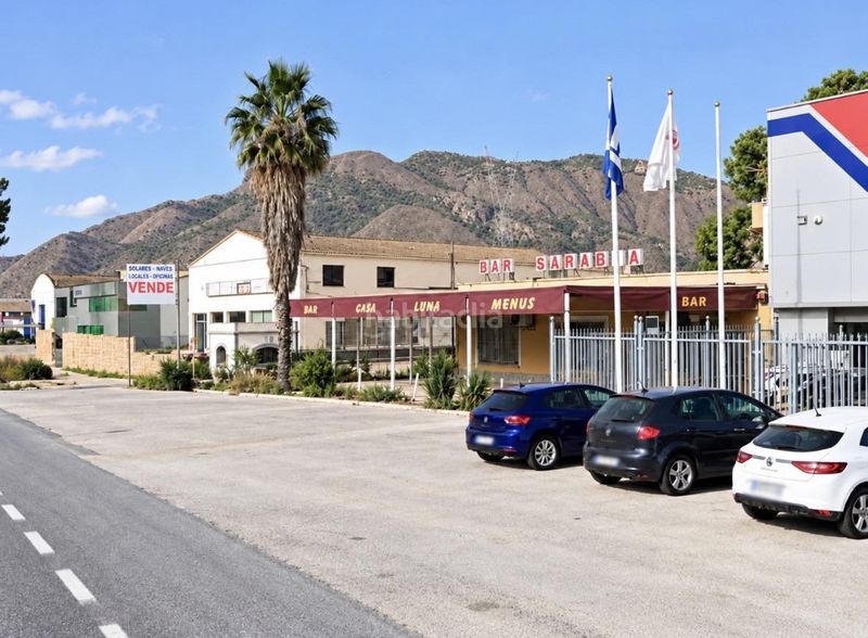 Foto b3fa0f57-eda3-408c-a310-e36478cafe26. Nave industrial  en primera linea de carretera nacional, junto a concesionarios de coches en Orihuela