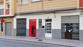 Locale commerciale  Avenida juan viñegla escolar. Local comercial de 516 m2 en mula  avenida juan viñegla, nº 5