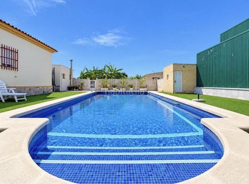 Foto 250a58d5-62e7-4898-bb86-d3f3708bc6db. Alquiler chalet dos chalets con piscina, la matanza, en Orihuela