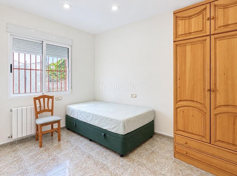 Foto a2254fa8-16b5-4c95-84ae-b8252fd83136. Alquiler chalet dos chalets con piscina, la matanza, en Orihuela
