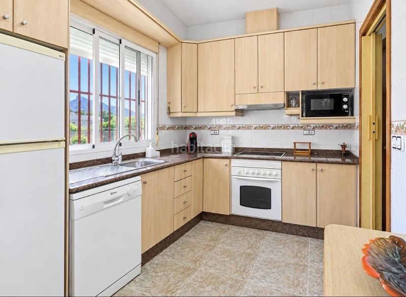 Foto f639ff67-2306-4b1b-94d1-cd4d9c7fcc87. Alquiler chalet dos chalets con piscina, la matanza, en Orihuela