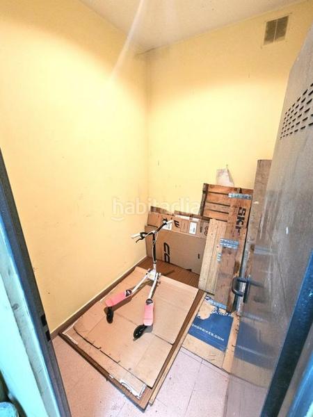 Foto c9e8a47e-102c-4584-acfa-a473f33d9467. Rent business premise in Centro Valdemoro