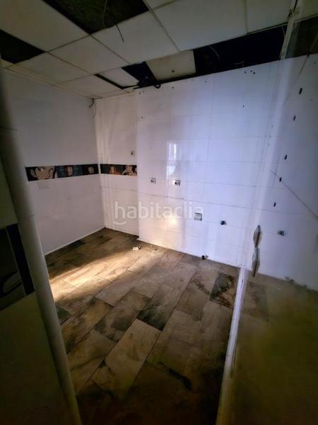 Foto f9ae9c26-ed87-49f1-a2ab-a46c33c16a26. Lloguer local comercial a Hispanoamérica-Comunidades Valdemoro