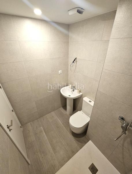 Foto 015eccd2-3291-46dd-8830-bce7573c918b. Planta baixa amb calefacció aparcament piscina a Valdemoro