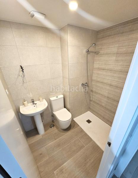 Foto 0277350a-19ea-4b11-9a7c-87ba715654ed. Planta baixa amb calefacció aparcament piscina a Valdemoro