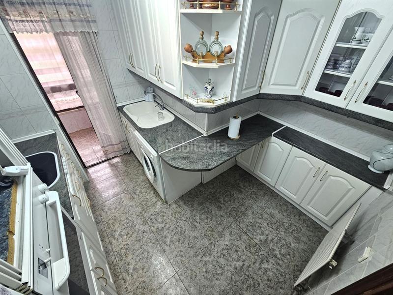 Foto f7ab1f44-6d4c-4e1e-bdbd-87c6b46d35db. Geschäftsraum in Centro Valdemoro