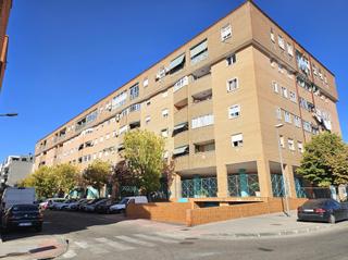 Appartement à Brezo. Piso con garaje en zona centro