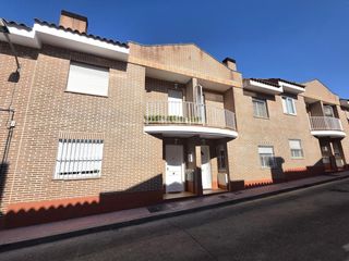 Casa adossada a Brezo. Chalet en zona centro