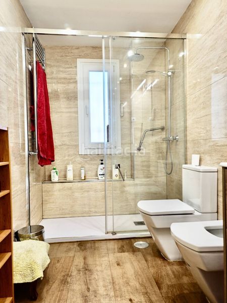 Foto e4d5d1ac-4b2b-4869-b3bb-4017994d89bb. Xalet amb calefacció aparcament a Palomas Madrid