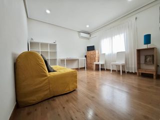 Rent Flat in Castilla. Piso en alquiler en madrid madrid