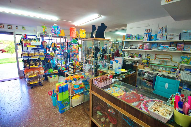 Foto c8381b03-e9aa-437d-ae6d-6a5b12ae34d1. Local commercial dans avenida columbretes 18 dans Playa de la Concha Oropesa del Mar