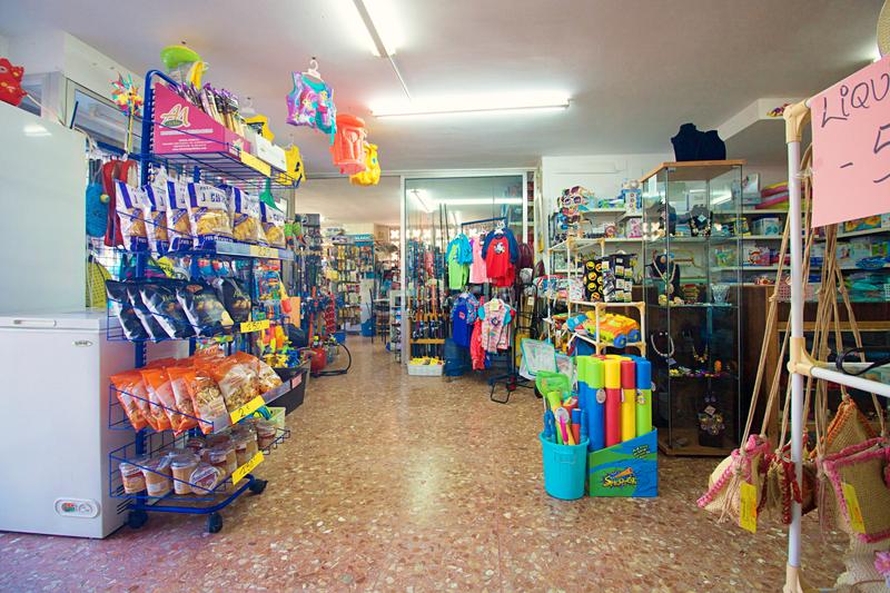 Foto dad2c8f8-7a20-4c09-8b00-ebcf7a9b31fd. Local commercial dans avenida columbretes 18 dans Playa de la Concha Oropesa del Mar