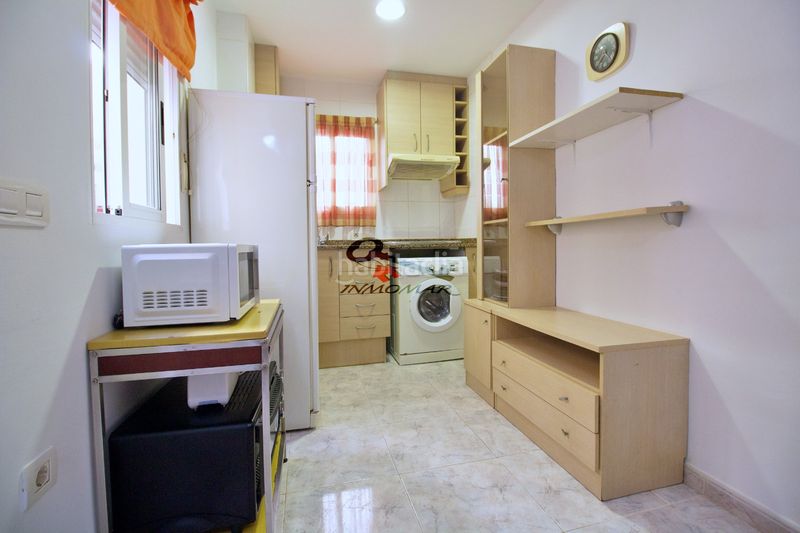 Foto 9eba04c1-890d-400e-b69c-40bd02f0af4a. Piso en carrer de cabanes 20 duplex en el Centro!! en Oropesa del Mar