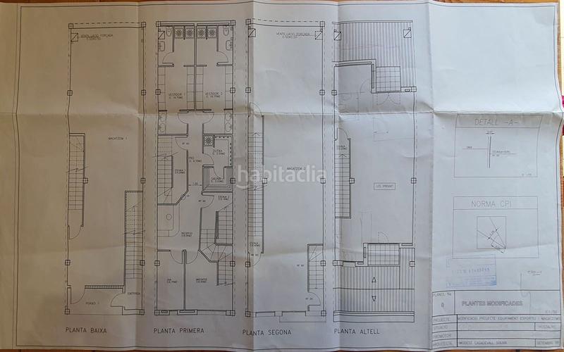 Foto 0a7855ce-18fb-40dc-b5cb-243793a0ce16. Semi detached house with heating in Hostalric