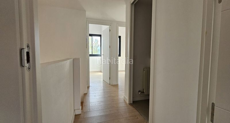 Foto f4e38b20-af4c-4a8f-a019-a0fce42f27f4. Casa adossada amb calefacció aparcament a Hostalric