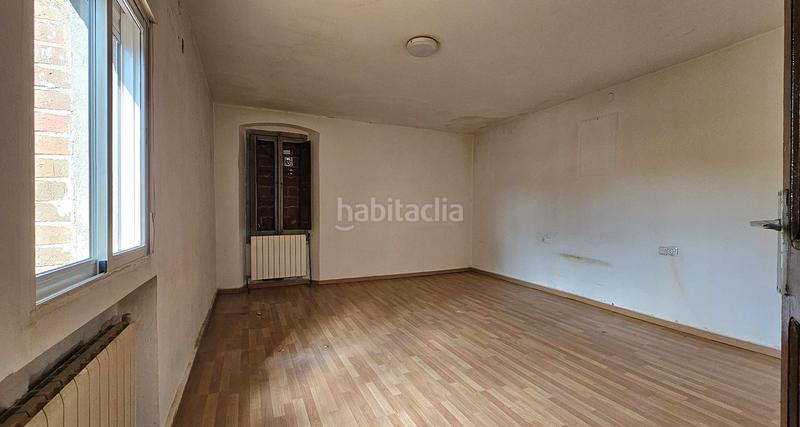 Foto 6f9679fd-31fc-41d8-a125-78155ea43e2c. Masía casa de 317m2 amb parcel.la de 585m2 al poble en Breda