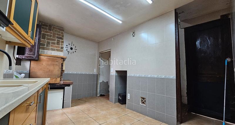 Foto a663e553-ef78-421c-a1f2-06dadabde0c7. Masía casa de 317m2 amb parcel.la de 585m2 al poble en Breda