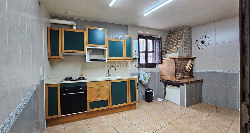 Foto c0ad9419-24b6-4278-a5d7-7f1b50a859d0. Masía casa de 317m2 amb parcel.la de 585m2 al poble en Breda
