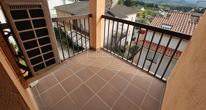 Foto 92781d44-1392-43a8-9489-133274a3703a. Casa adossada amb xemeneia calefacció aparcament a Hostalric