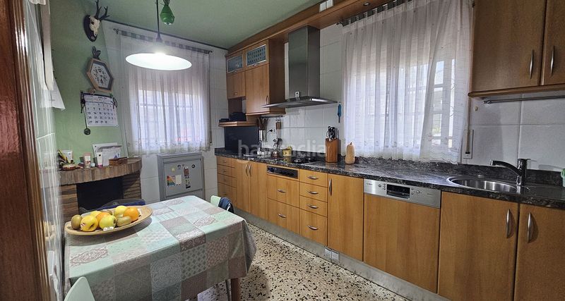Foto e0eb62ce-01e2-4a8c-89a5-0640c49847ce. Casa adossada amb xemeneia calefacció aparcament a Hostalric