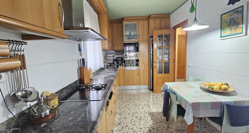 Foto fac9ed1e-6535-4676-8673-4b26ae9da1a2. Casa adossada amb xemeneia calefacció aparcament a Hostalric