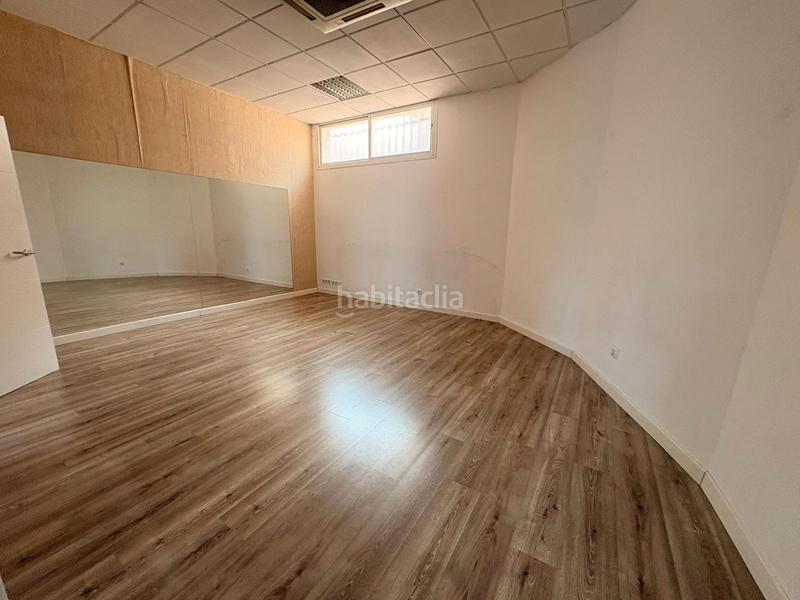 Foto 5b4a98ca-9c7b-46ee-b69d-249c19930d84. Local comercial a Centro Móstoles