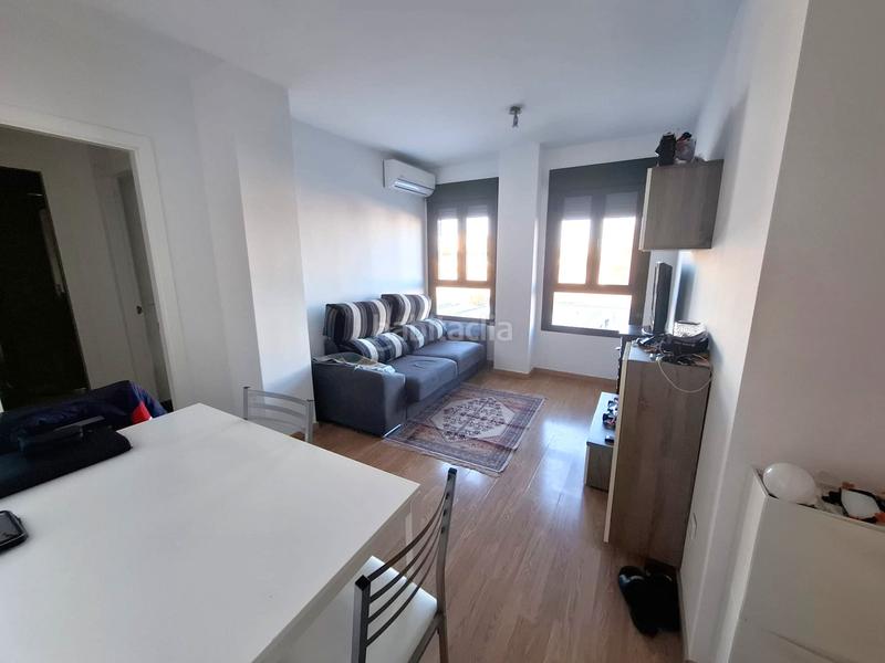 Foto 5a54073c-7eca-48f4-8024-f74a1fd761e8. Piso  en Camarena